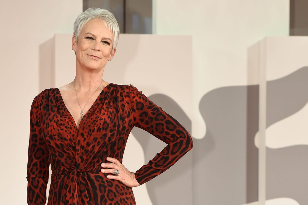 preview for Jamie Lee Curtis Knew She’d Marry Christopher Guest Before They Met