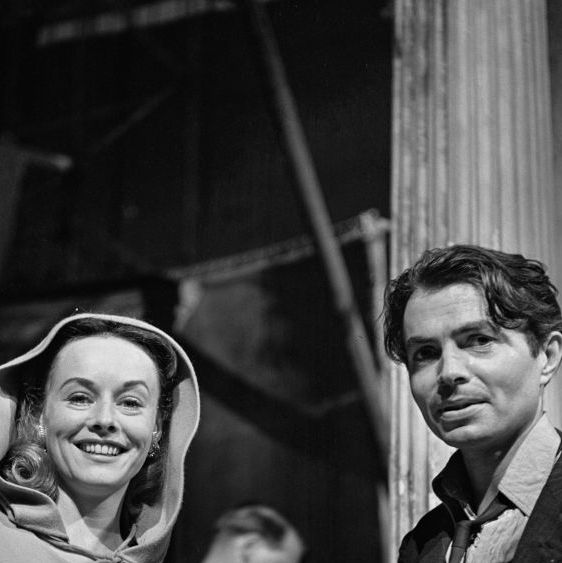 paulette goddard and james mason on the set of odd man out