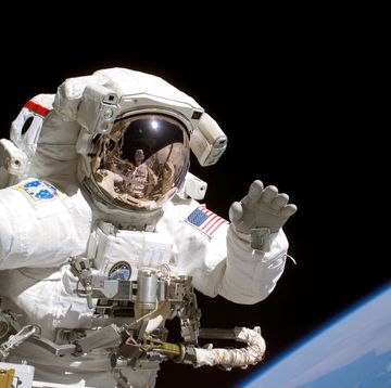 astronaut tanner on space walk