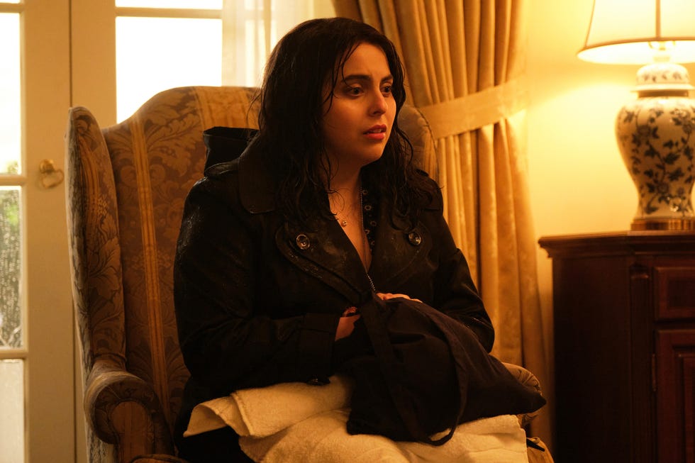 Beanie Feldstein On Impeachment American Crime Story And Becoming