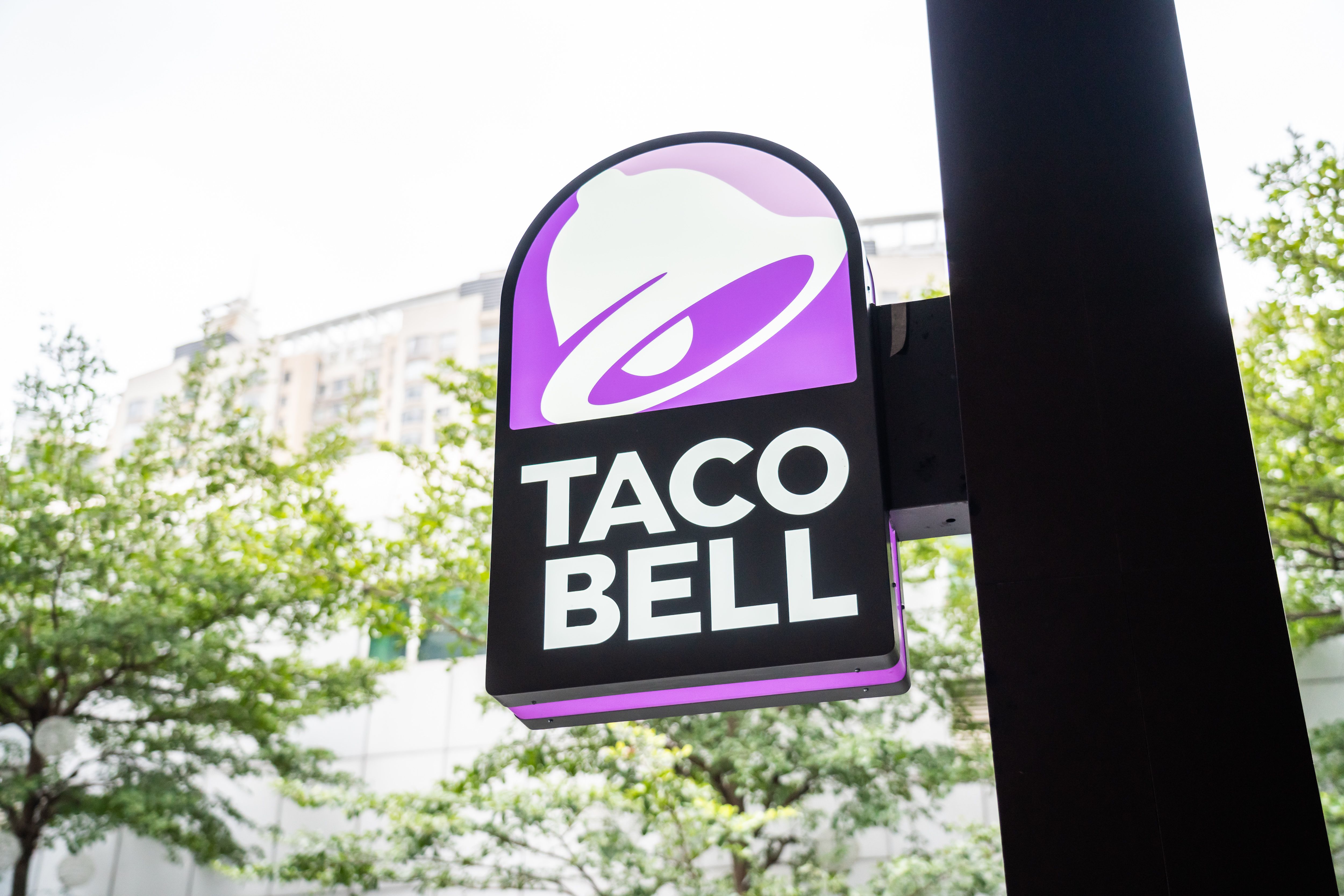 Taco bell online hours near me