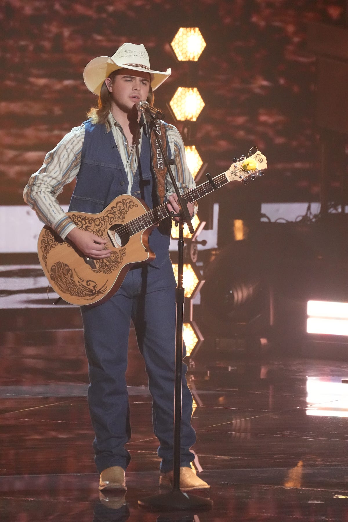 'American Idol' Fans Cheer for Colin Stough After His Emotional New ...