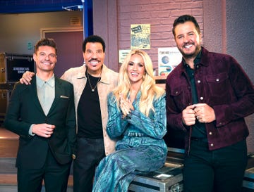 american idol 2025 how to vote online text