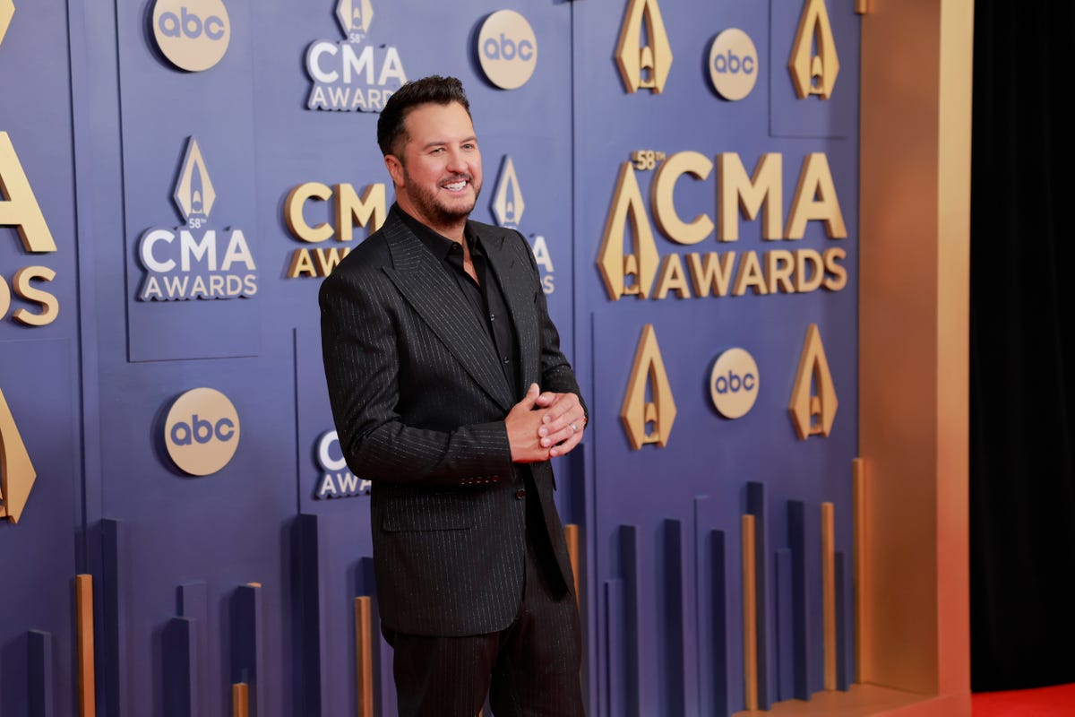 american idol 2025 luke bryan tour tickets instagram