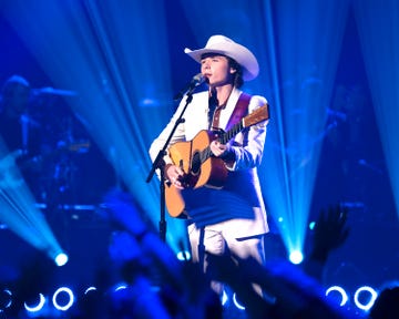 american idol 2025 season 23 john foster envelope comment