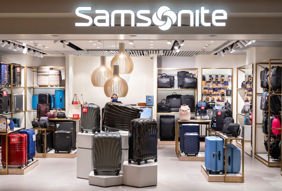 american luggage manufacturer and retailer, samsonite store