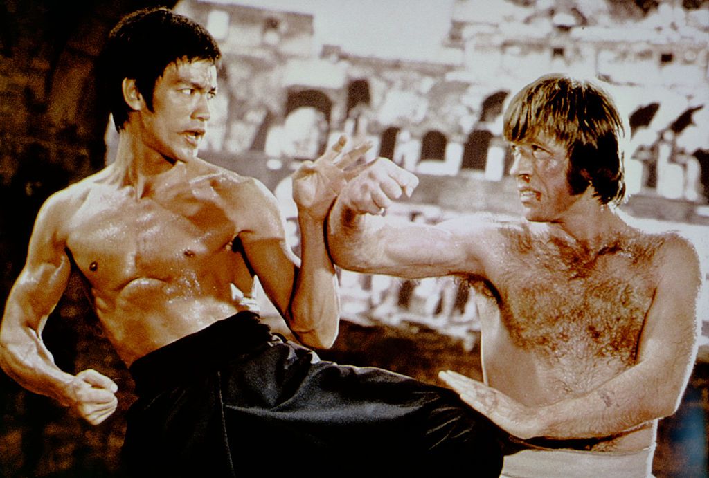Saco de Boxeo de Pie Bruce Lee