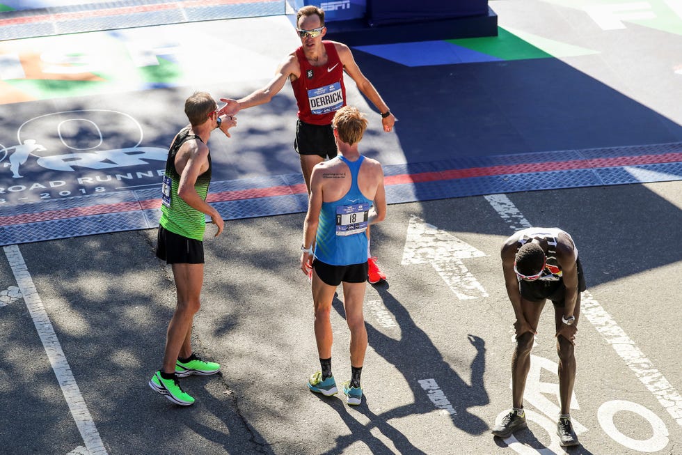 Sports, Athlete, Running, Recreation, Individual sports, Athletics, Modern pentathlon, Exercise, Long-distance running, Endurance sports, 