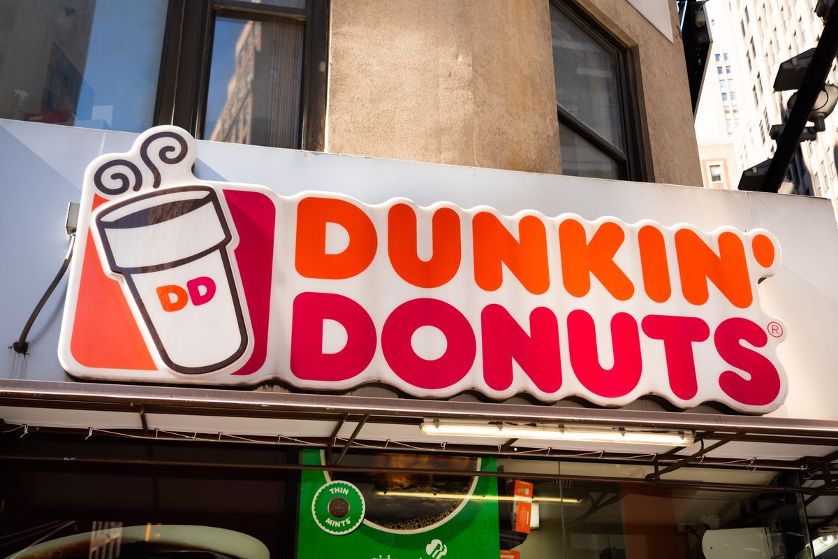 american multinational coffeehouse and donut company, dunkin