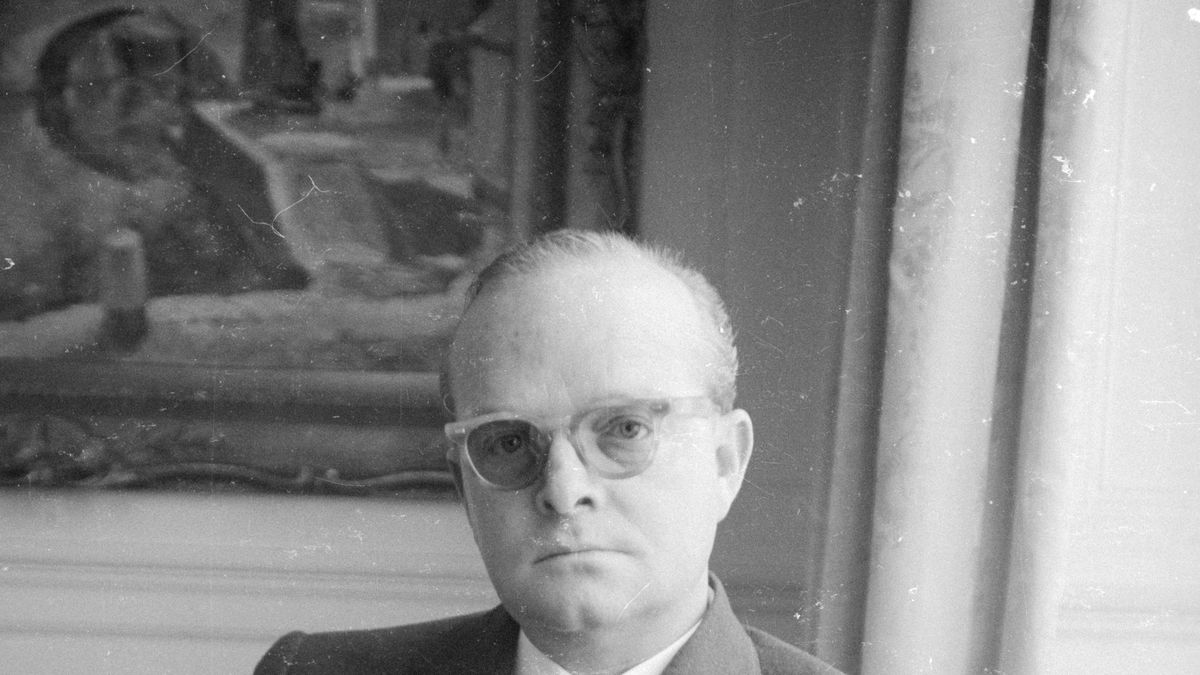 Truman Capote Photos: Style Through the Years