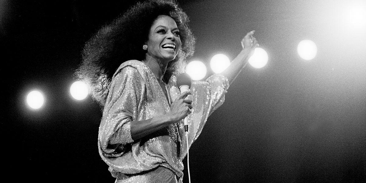 diana ross performs on stage