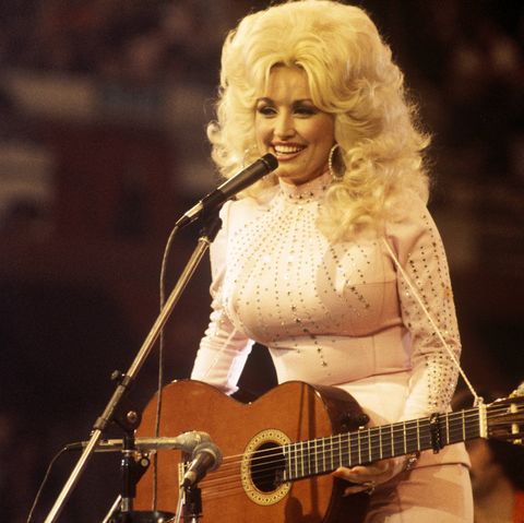 dolly parton performs onstage