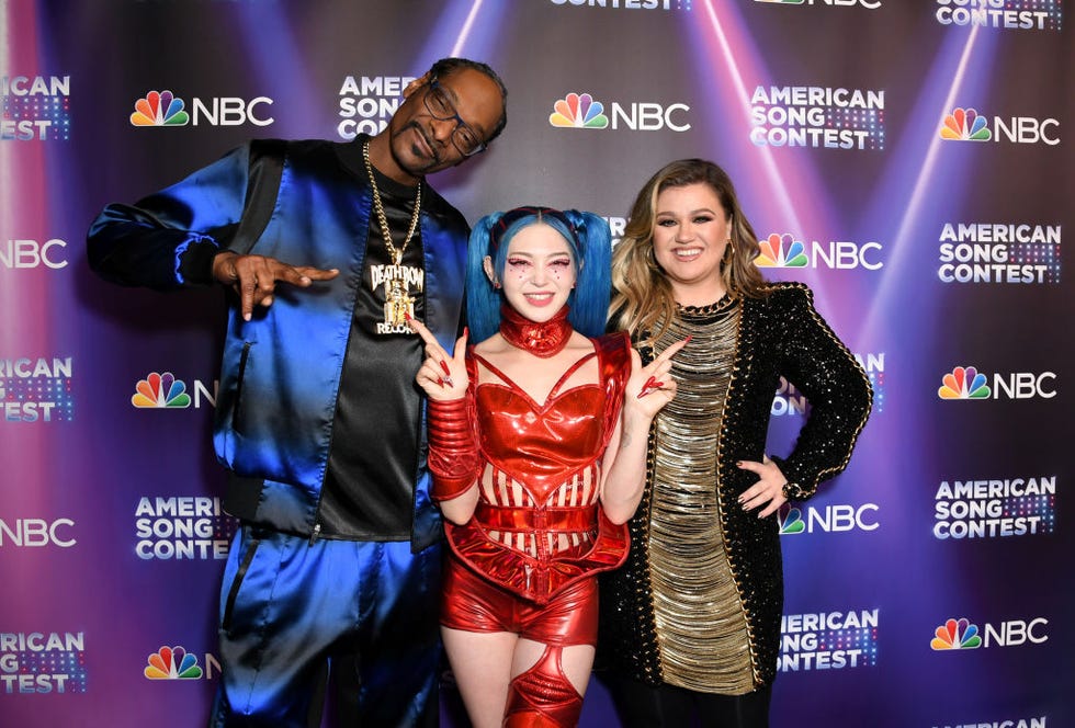 Snoop Dogg, Kelly Clarkson Talk Hosting 'American Song Contest'