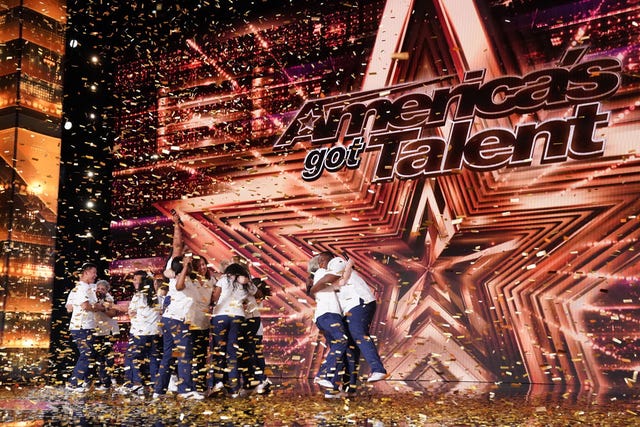 Who Will Win America's Got Talent? New Favorite After Simon Presses Golden  Buzzer