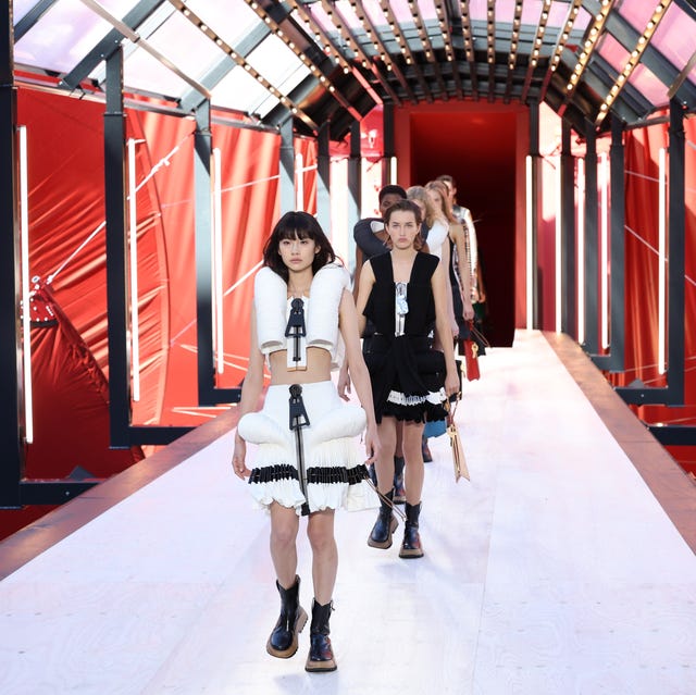 Louis Vuitton News, Collections, Fashion Shows, Fashion Week Reviews, and  More