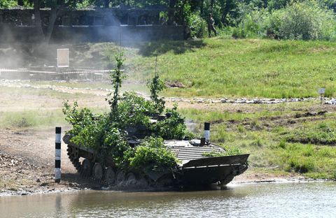 pontoon units hold drill in russia's far east