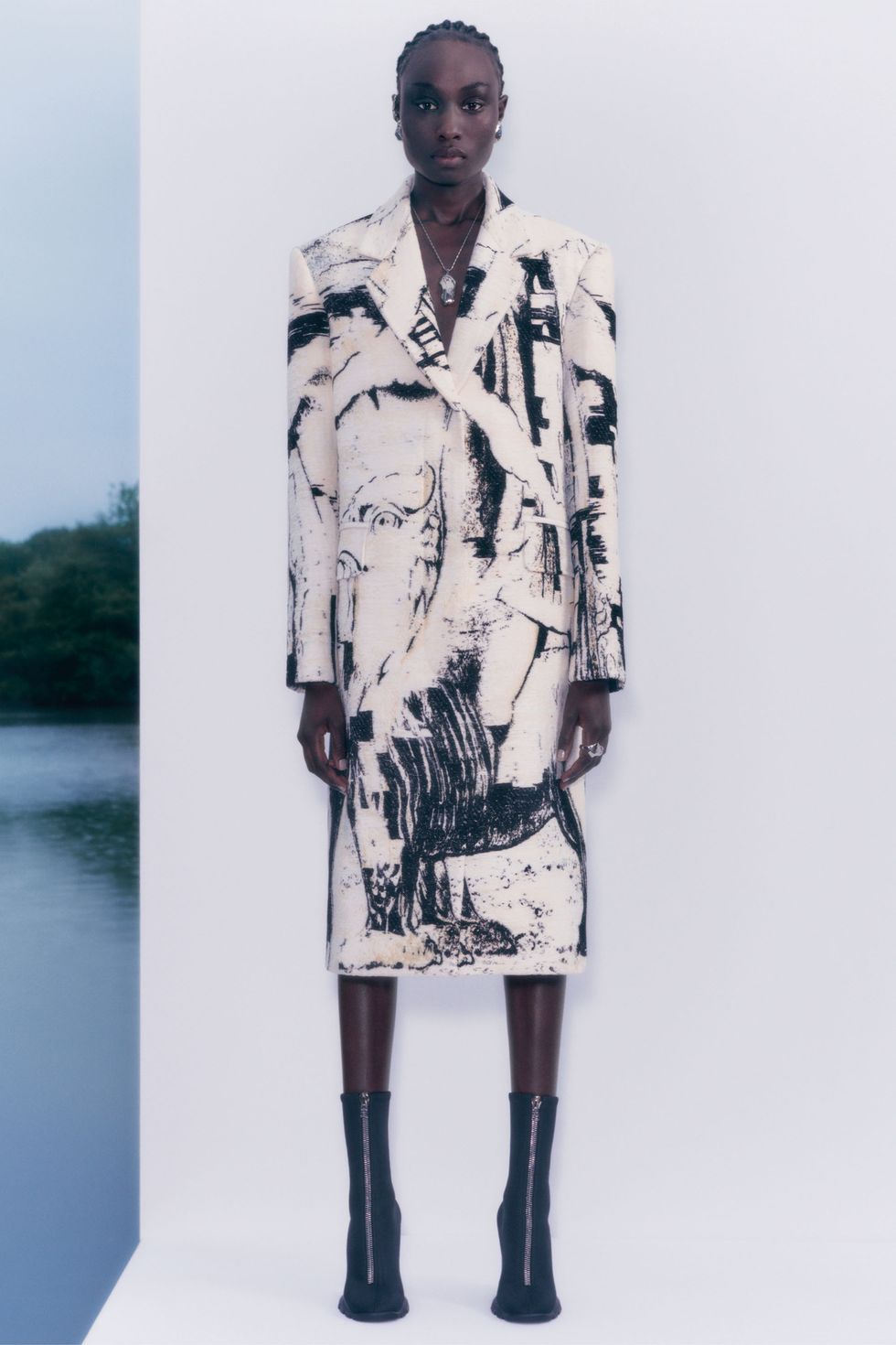 Fendi’s Resort 2022 Collection Is All About Easy Elegance