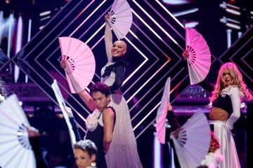strictly come dancing amy dowden joins other dancers on stage