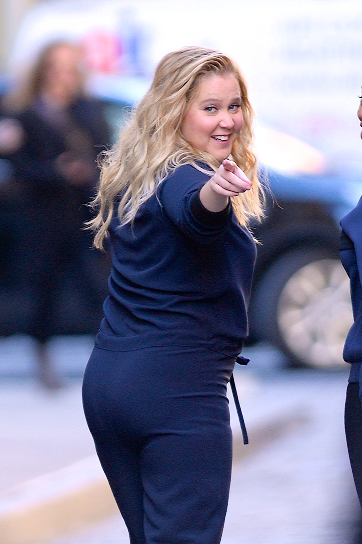 Amy Schumer Responds To Backlash After Stand Up Show With Pumping Pic 