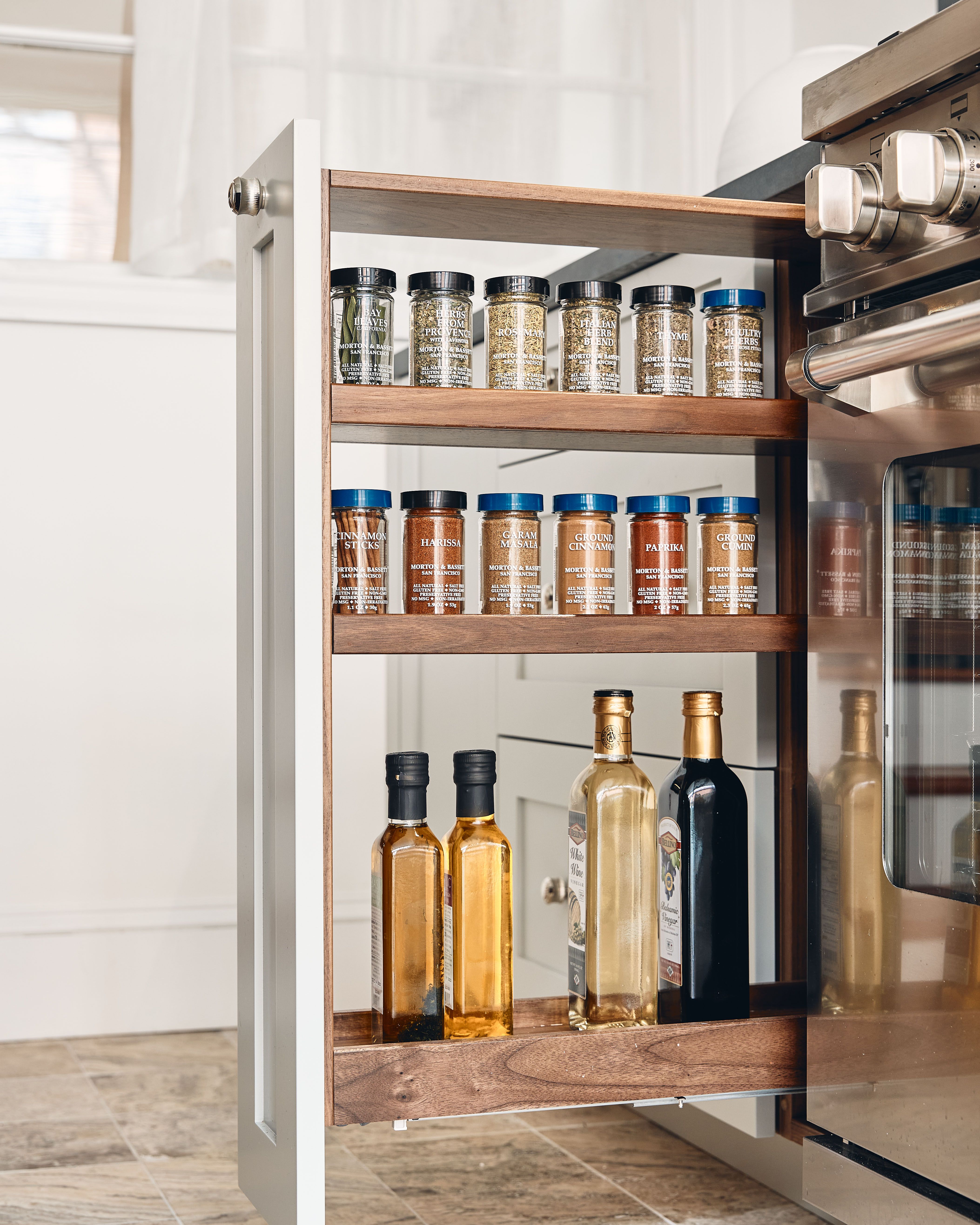 5 Spice Rack Ideas for Your Most Organized Kitchen Yet