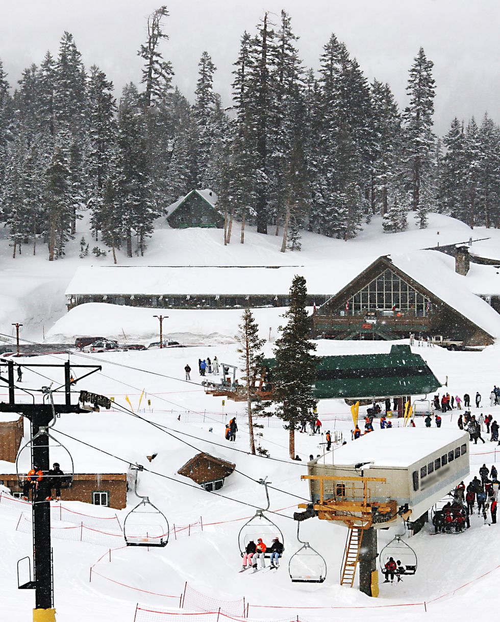best ski resorts mammoth mountain california ski lift