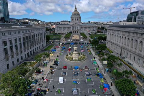 san francisco opens first temporary sanctioned tent homeless encampment with social distance markings