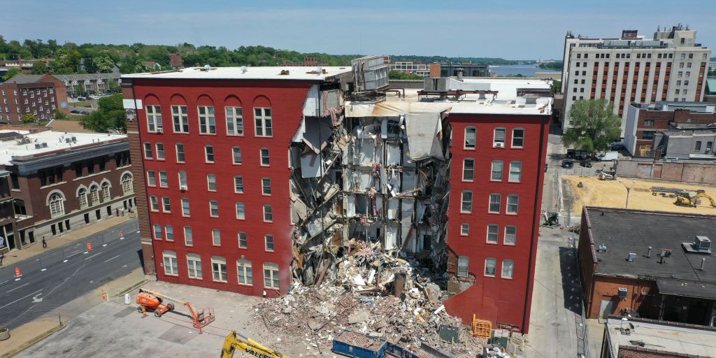 How Painted Bricks Could Have Contributed to the Recent Iowa Building Collapse