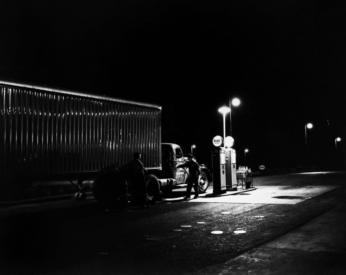 Empty parking lot in the middle of the night always got me chills