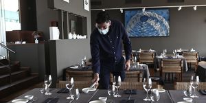 cafes and restaurants reopens in greece