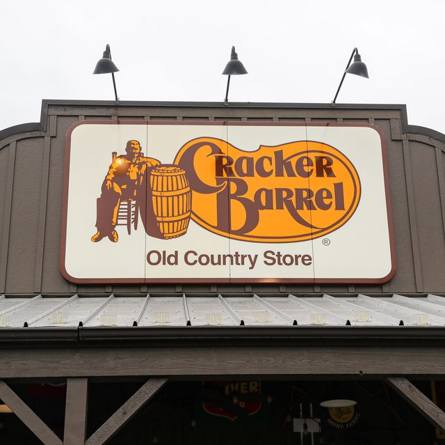 an exterior view of a cracker barrel old country store...