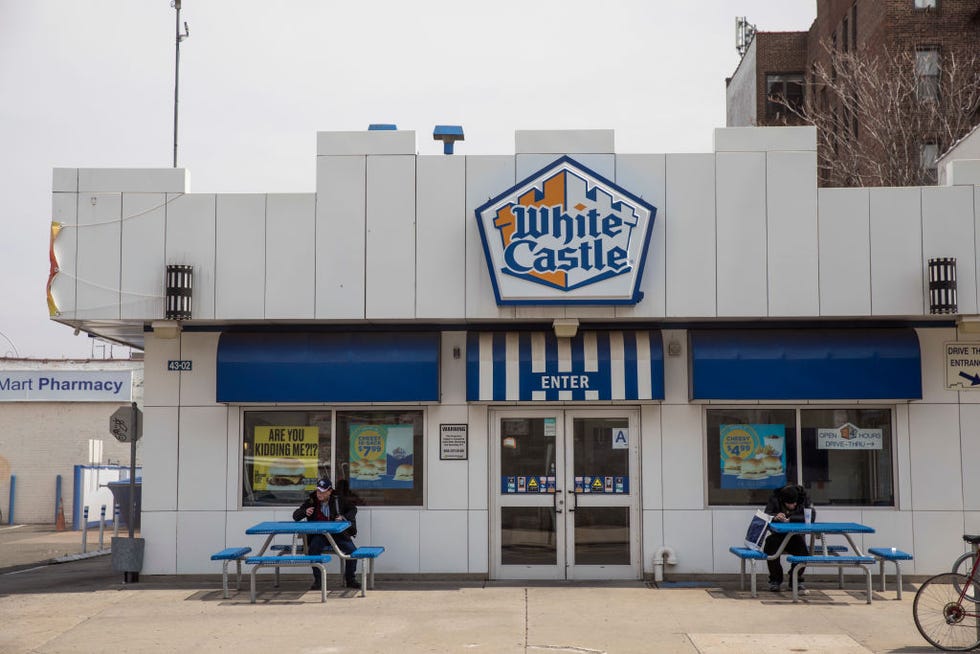 white castle adds plant based fake meat burgers to its menu