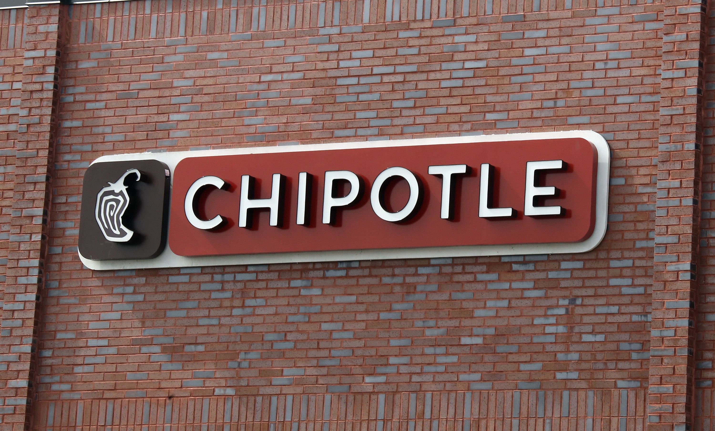 https://hips.hearstapps.com/hmg-prod/images/an-image-of-the-sign-for-chipotle-as-photographed-on-march-news-photo-1701882035.jpg
