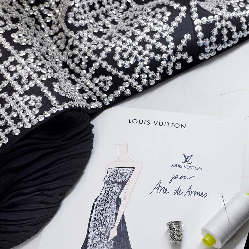 Ana de Armas wears Louis Vuitton to the Golden Globes