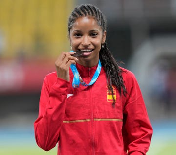 ana estrella de leon