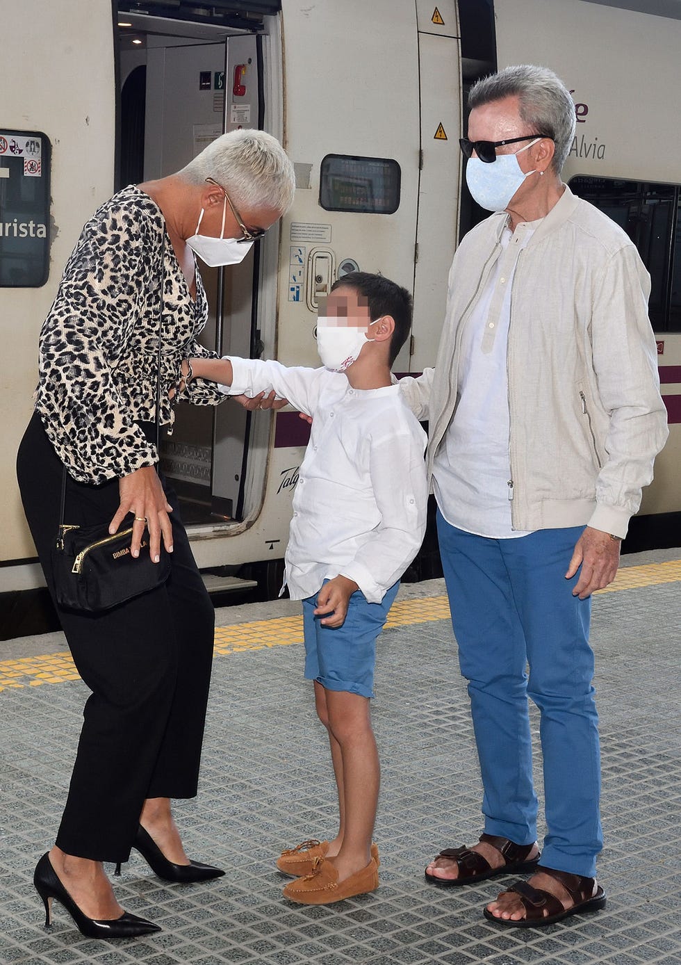 ana maría aldón reparte su tiempo entre su marido, su hijo y su madre
