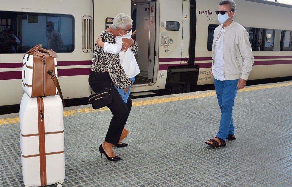 ana maría aldón reparte su tiempo entre su marido, su hijo y su madre