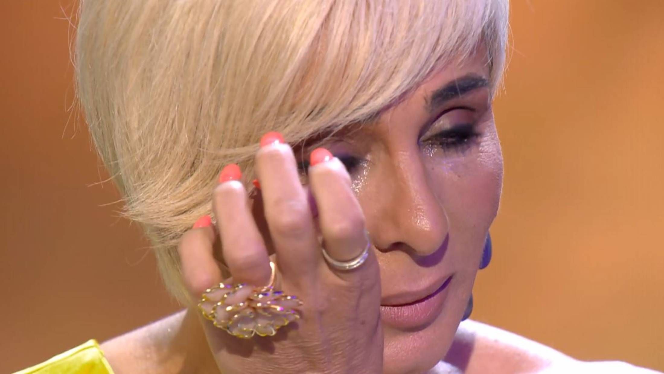 Ana María Aldón pensó en el suicidio: "He tocado fondo"