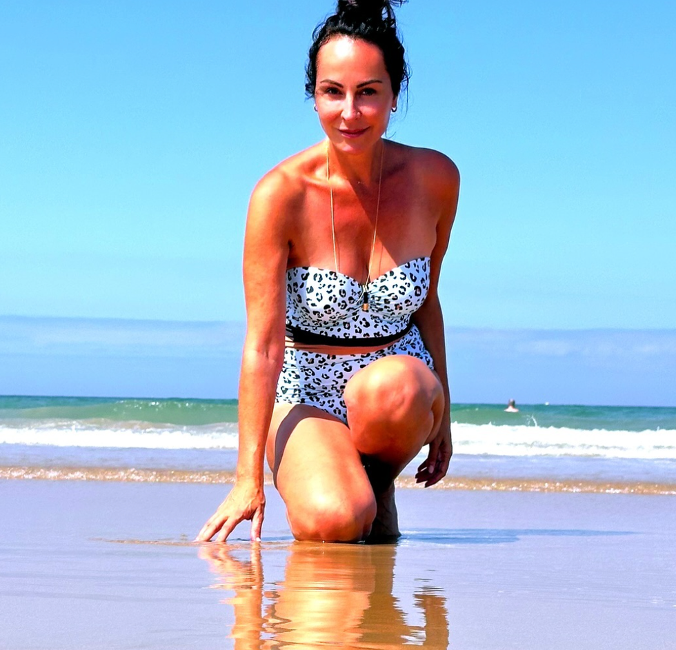 ana milan bañador moldeador