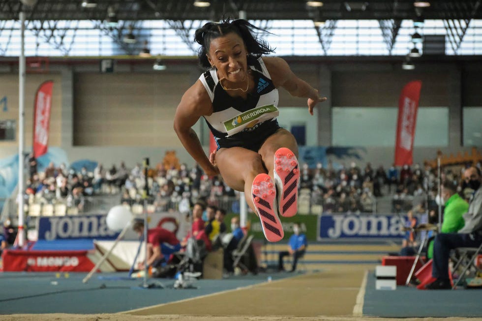 ana peleteiro gana el triple salto en ourense