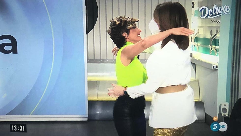 ana rosa abrazo