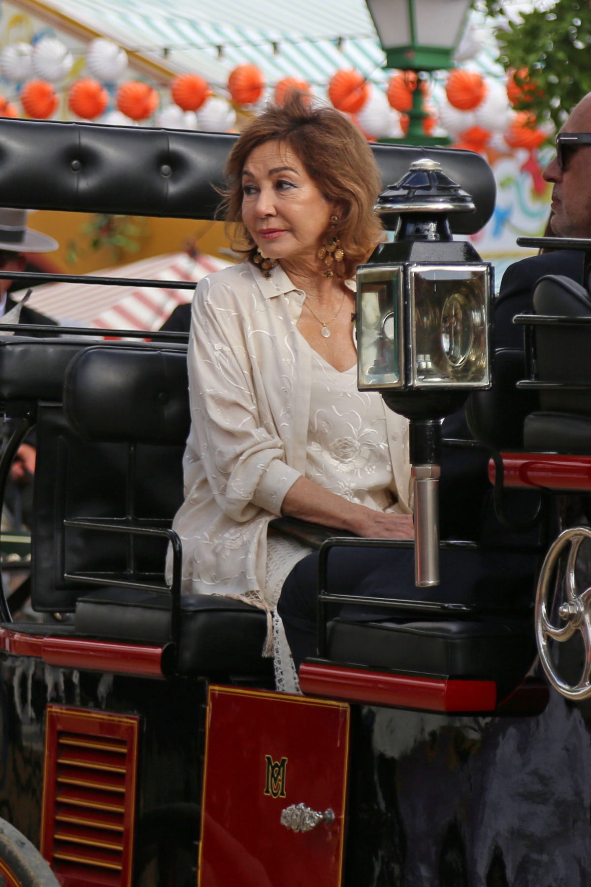 ana rosa quintana en la feria de abril de sevilla
