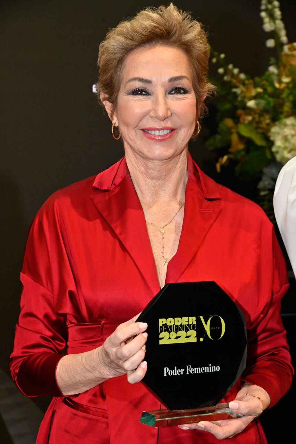 journalist ana rosa quintana at photocall for yo dona poder femenino awards in madrid on tuesday, 20 december 2022