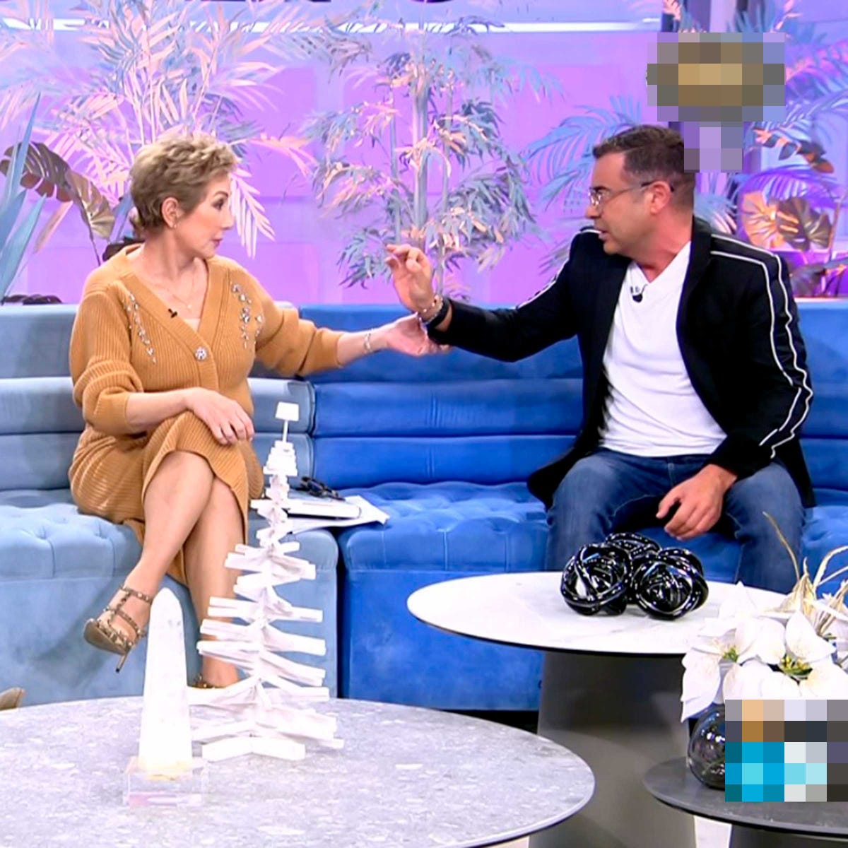 ana rosa quintana y jorge javier vazquez en el plato de 'el programa de ar'
