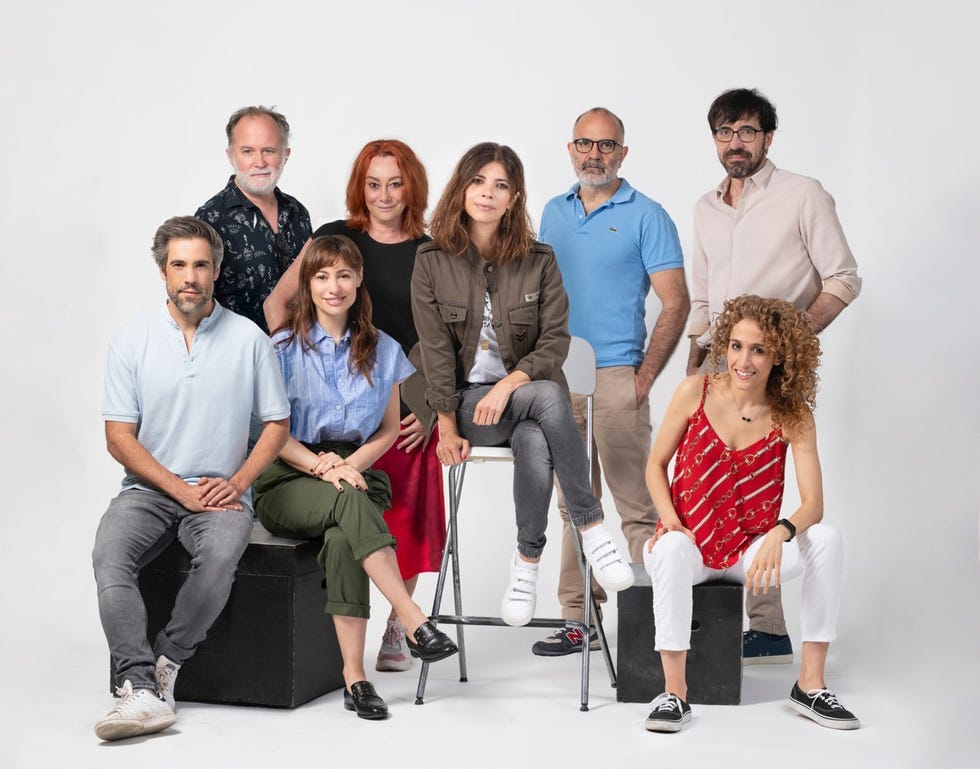 el reparto completo de ana tramel el juego
