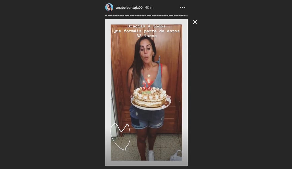 Text, Website, Advertising, Poster, Food, Dessert, Photography, Photo caption, Selfie, Screenshot, 