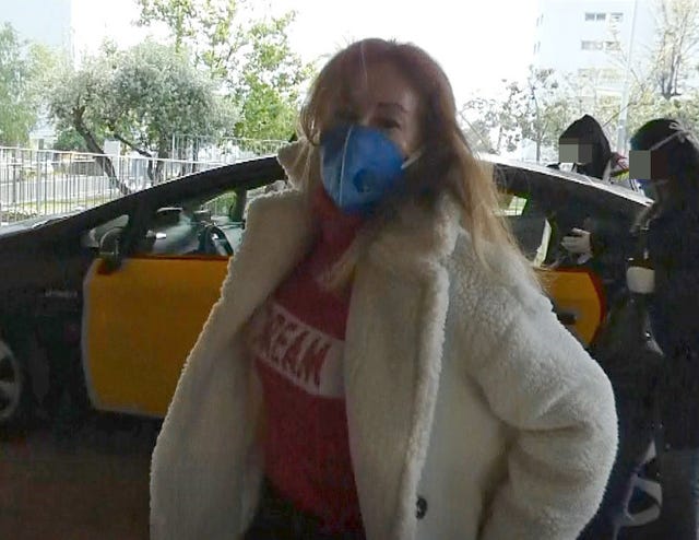 ana obregón, con mascarilla, el mejor apoyo de su hijo aless en su último ingreso hospitalario en barcelona