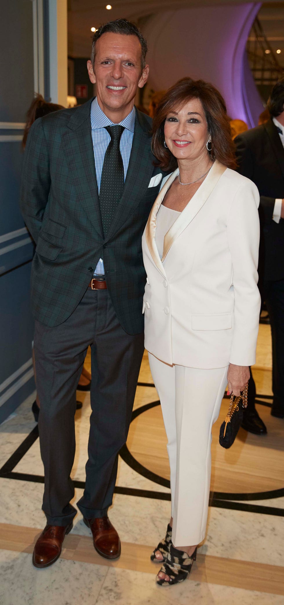 Ana Rosa Quintana y Joaquín Prat en la fundación Querer