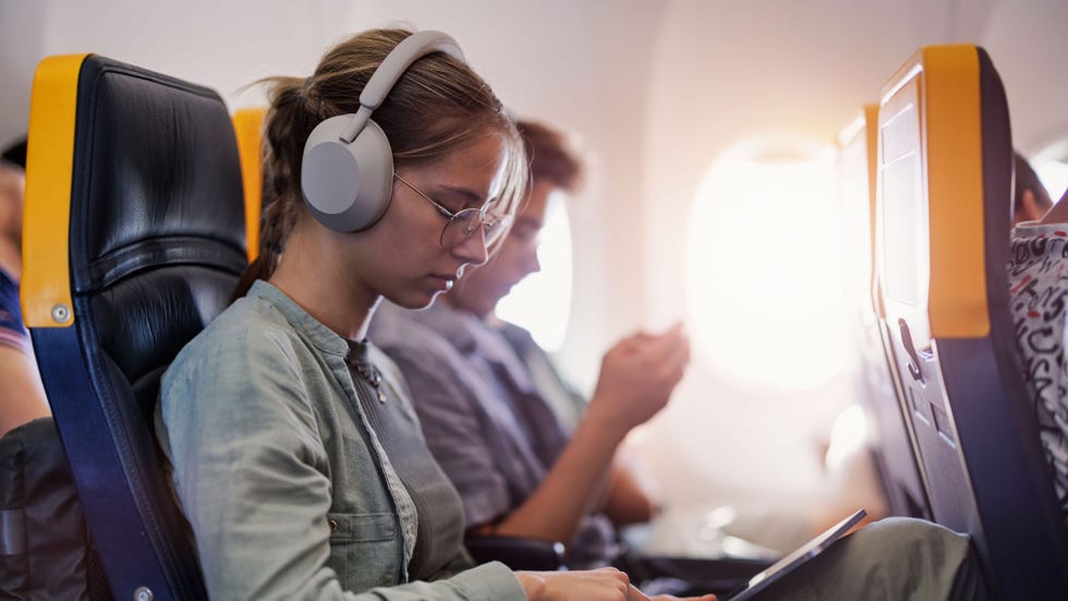 best noise cancelling headphones