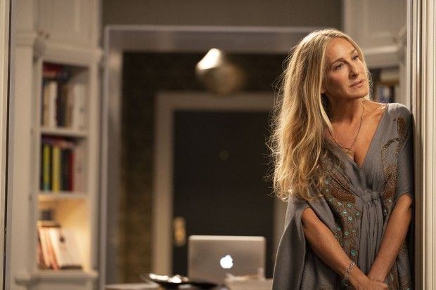 and just like that fans are furious with carrie bradshaw scene
