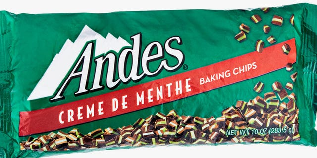 Banner, Confectionery, Energy bar, Food, Toffee, Snack, 